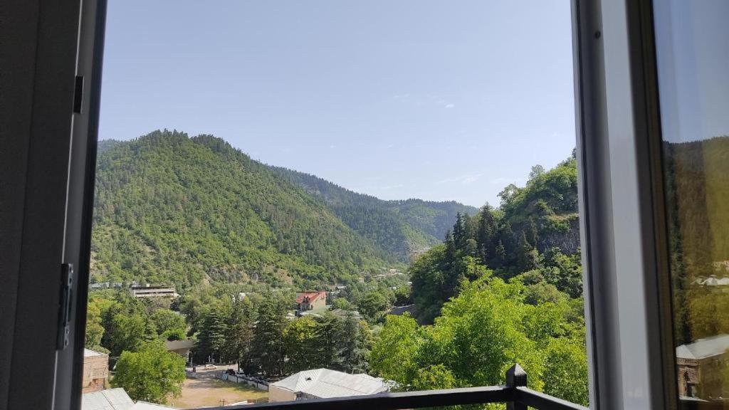 Borjomi Nest Hotel Bagian luar foto